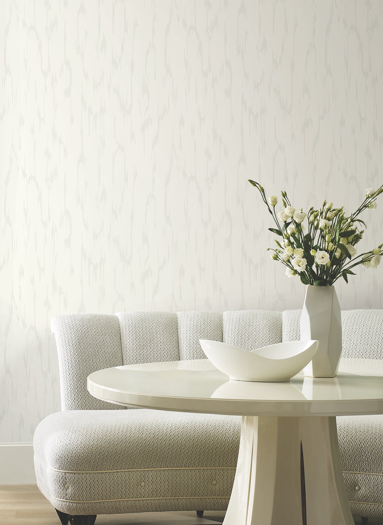 York Wallcoverings DF3365 Flowing White Wallpaper