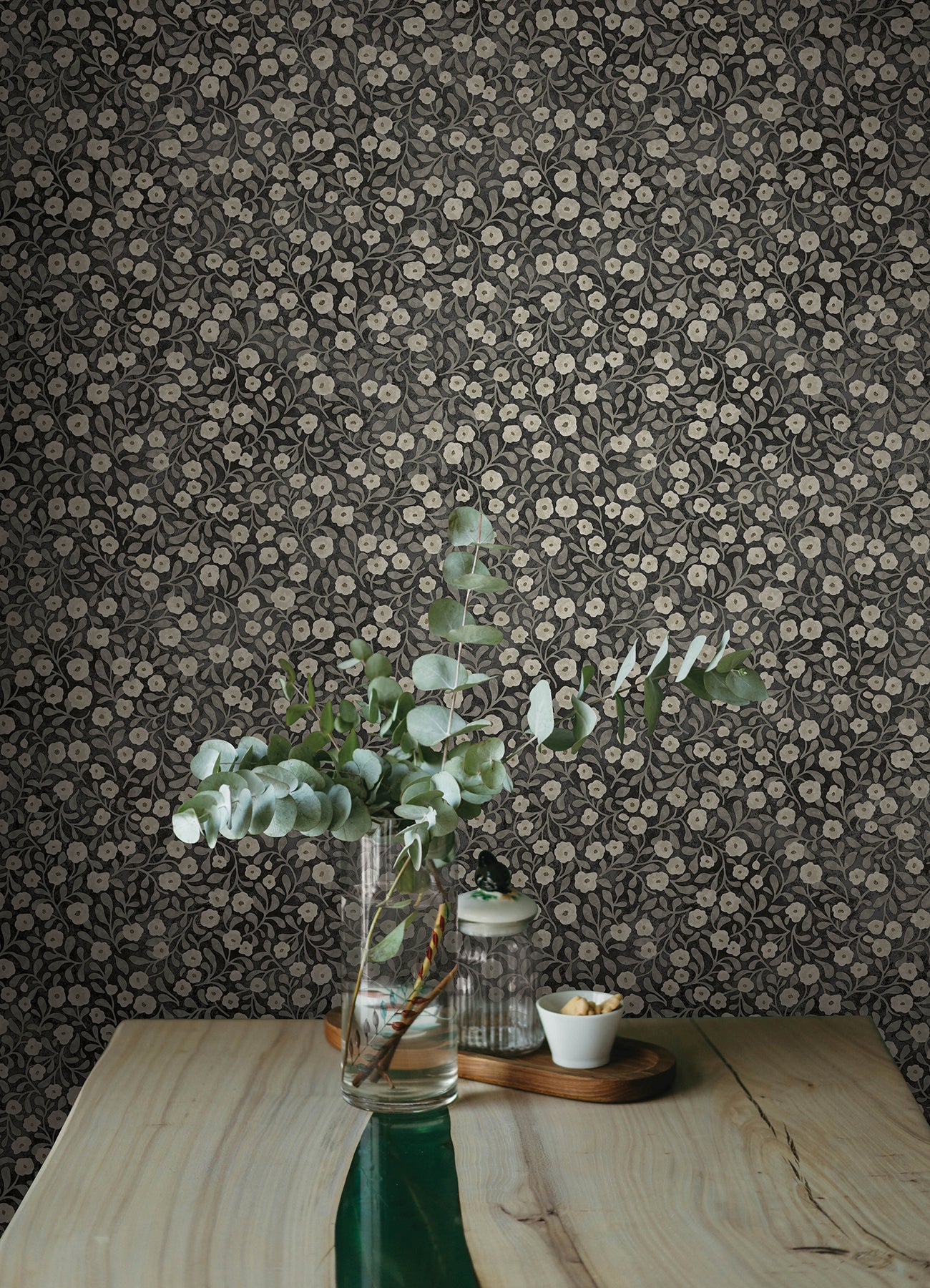 Chesapeake 4169-83133 Poppy Trail Black Floral Wallpaper