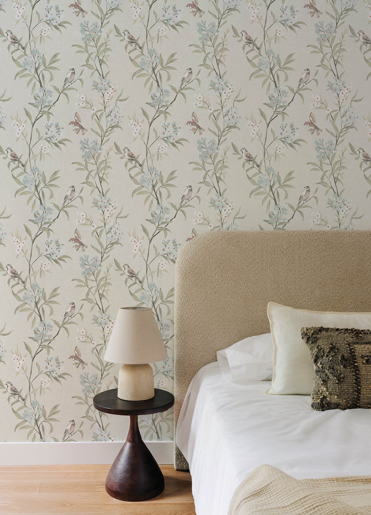 Chesapeake 4169-83137 Tea Olive Beige Finch Frolic Wallpaper