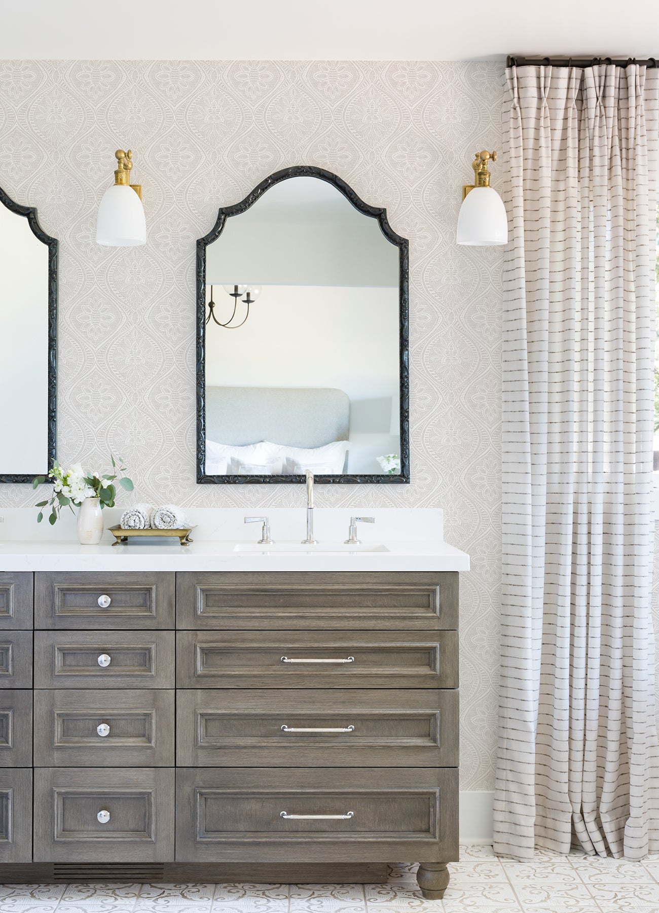 A-Street Prints 4074-26641 Scout Lavender Floral Ogee Wallpaper