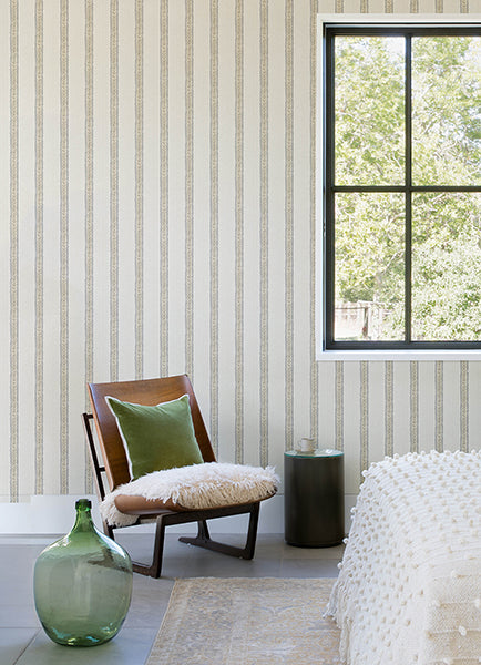 Chesapeake 4148-27430 Mandevilla Honey Vine Stripe Wallpaper