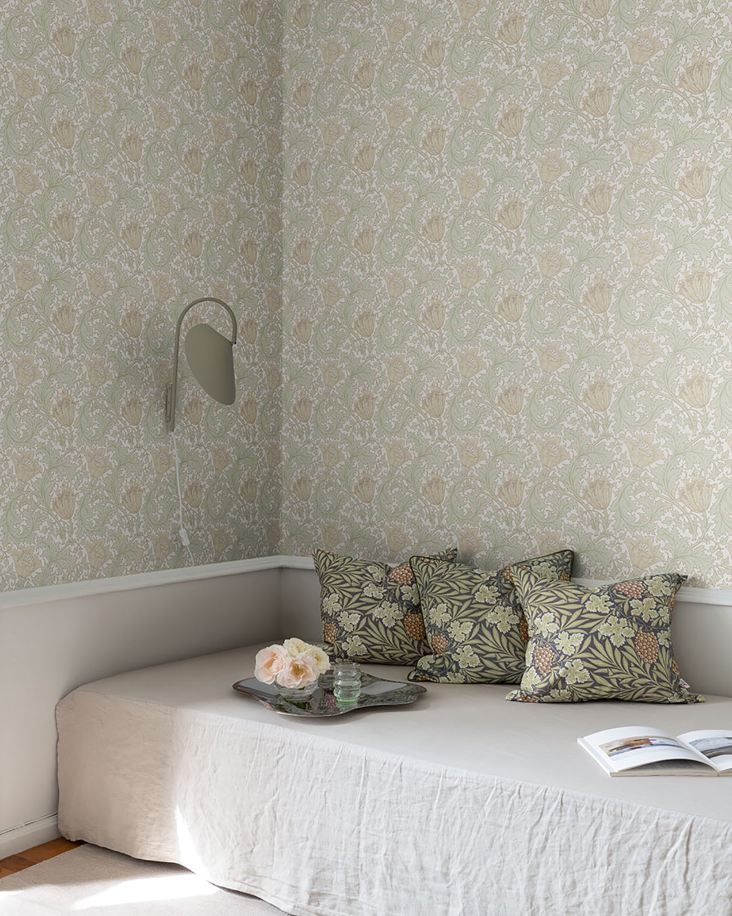 A-Street Prints 4153-82002 Anemone Light Green Floral Trail Wallpaper