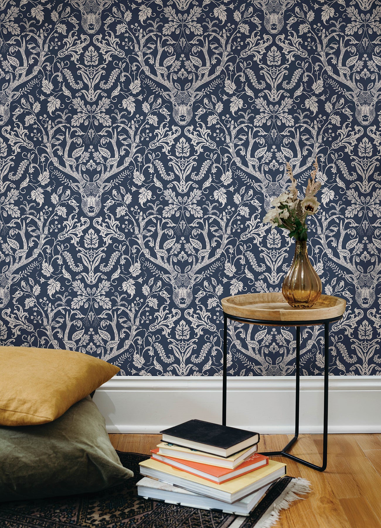 Chesapeake 4169-12703 Kiwassa Navy Antler Damask Wallpaper