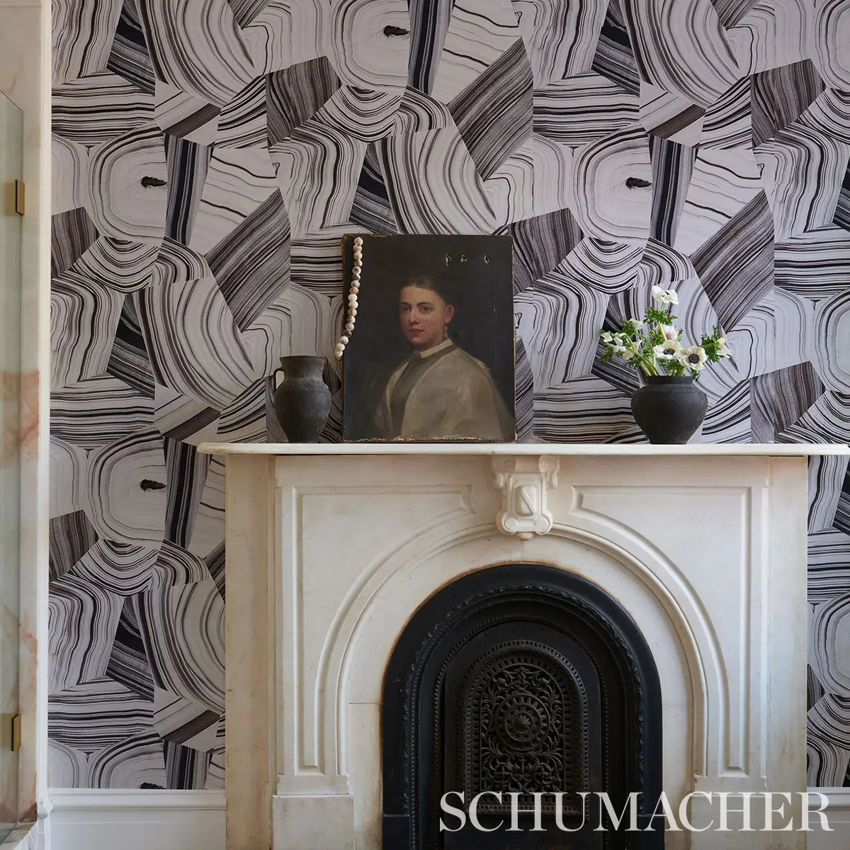 Schumacher 5013890 Agate Slice Black & White Wallpaper