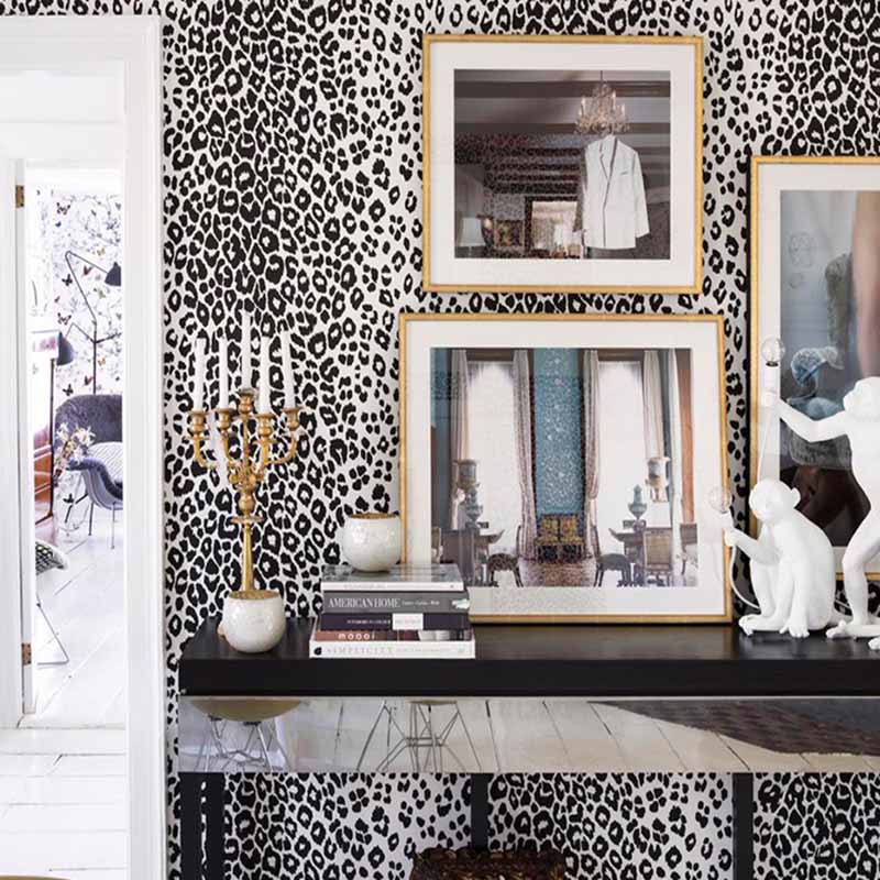 Schumacher 5007012 Iconic Leopard Graphite Wallpaper