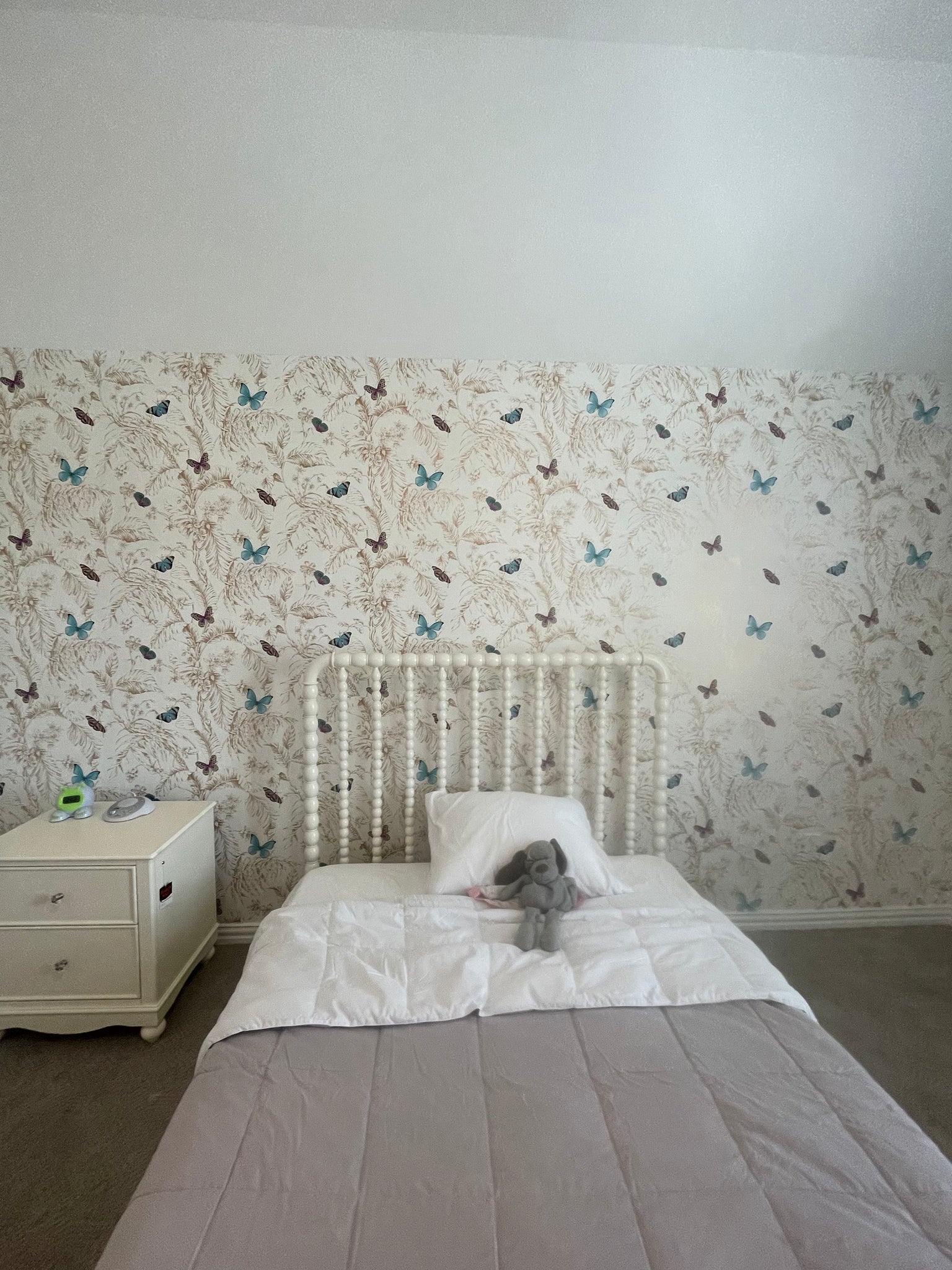 York Wallcoverings AF2028 Papillon Wallpaper